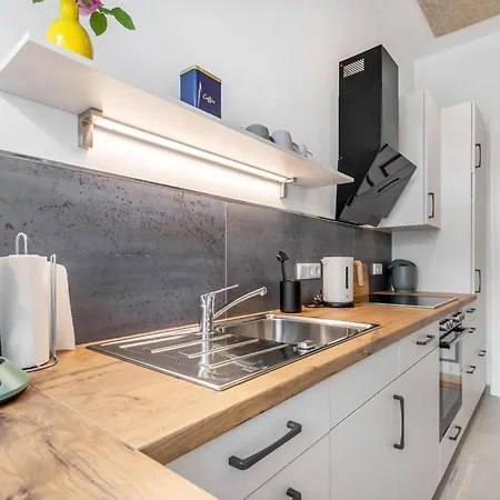 Auf Dreiseithof Apartament